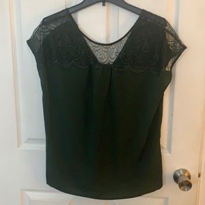 Women’s short sleeved blouse